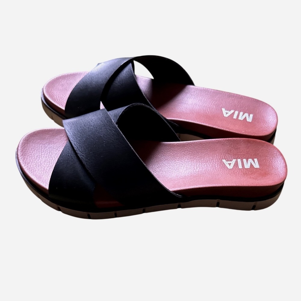 MIA Womens Black Crisscross Platform Slide Sandals Size 7.5 Sporty Summer Shoes